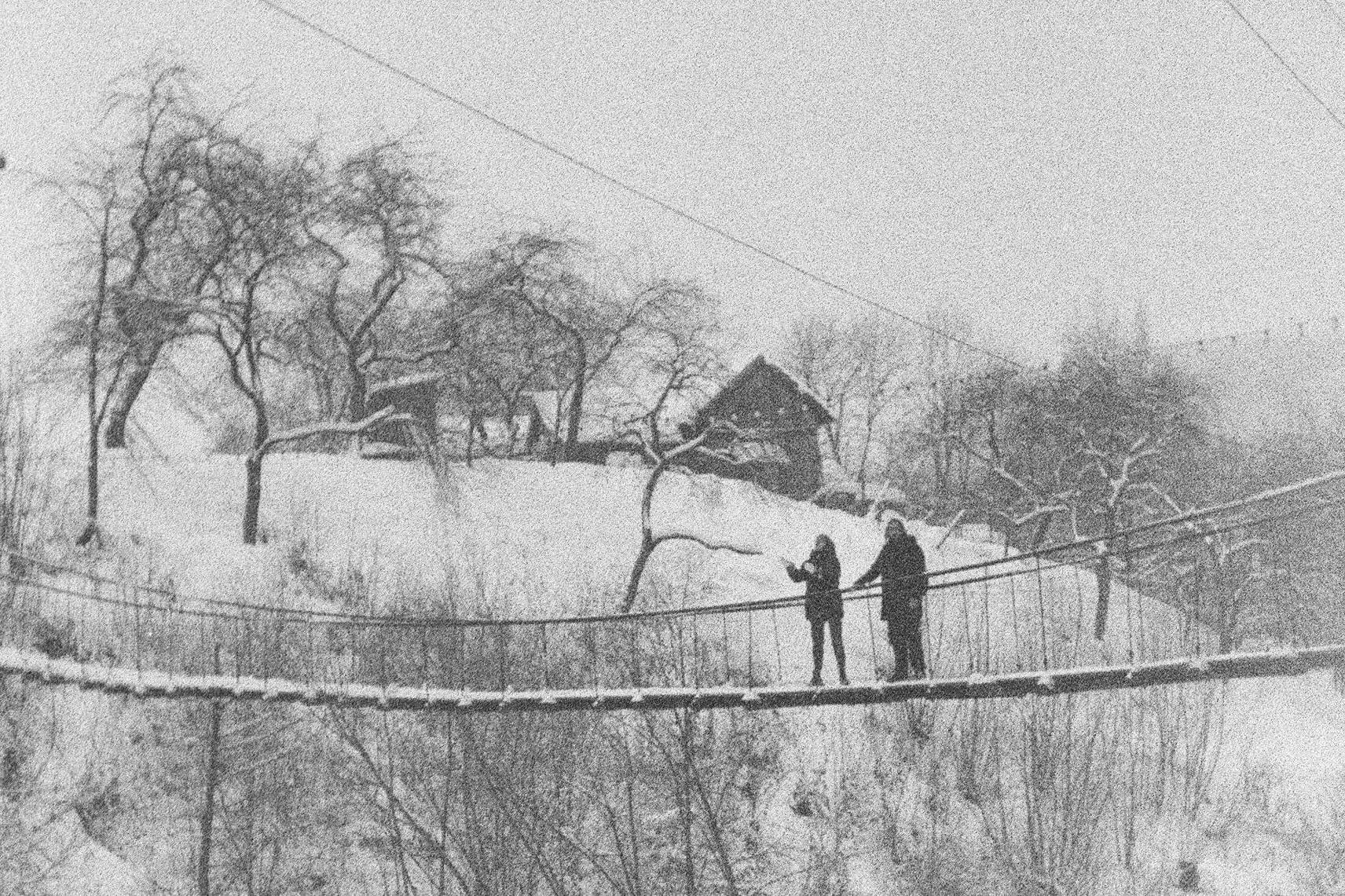 FuE7f5bvAde8JSQBKn1AGw1T46d-