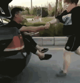 71021e17gy1fh0vzb9xtmg207s081u0x