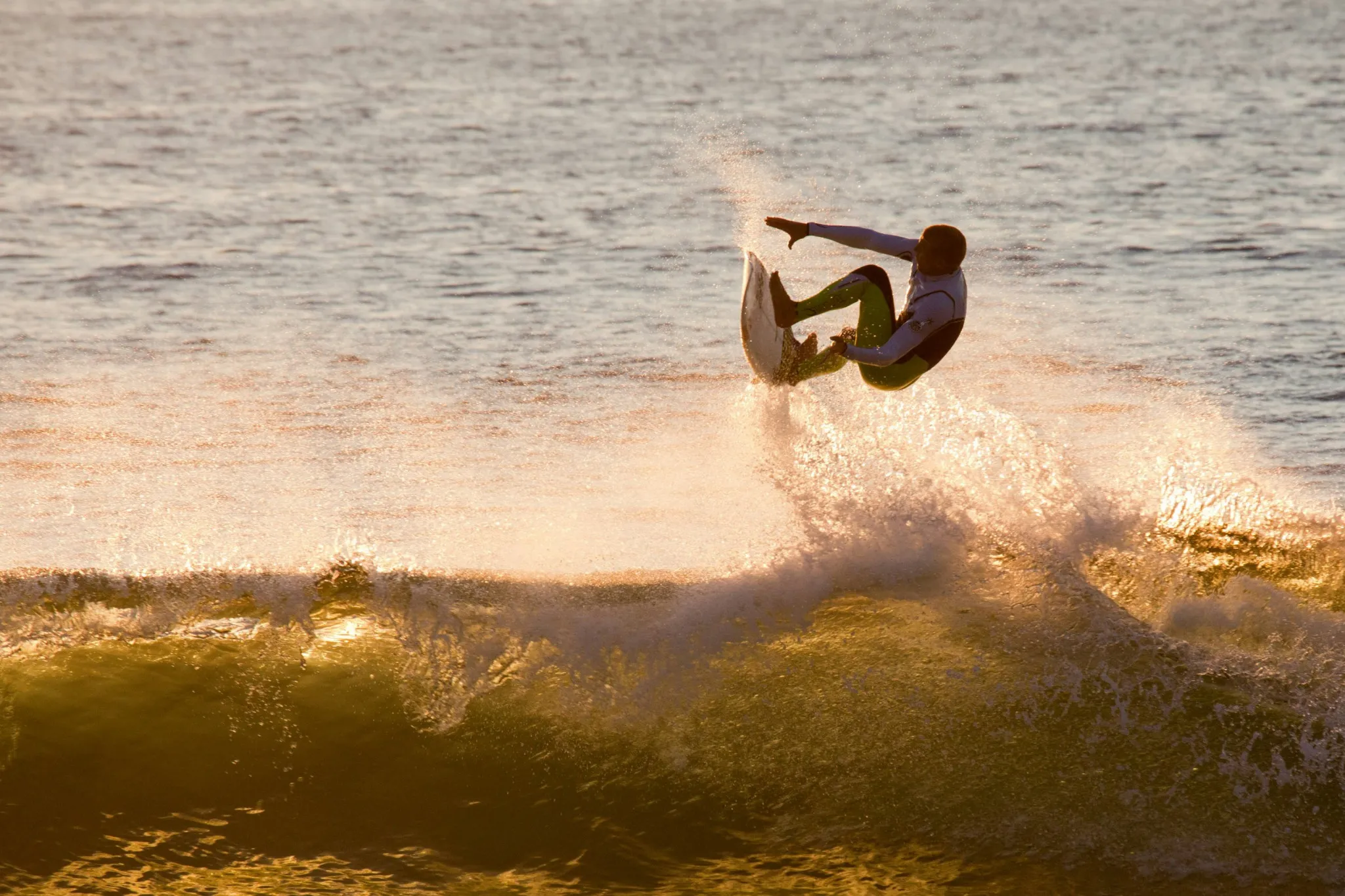 FqyM9x_MH996-y3M8qXTIMm6YshC