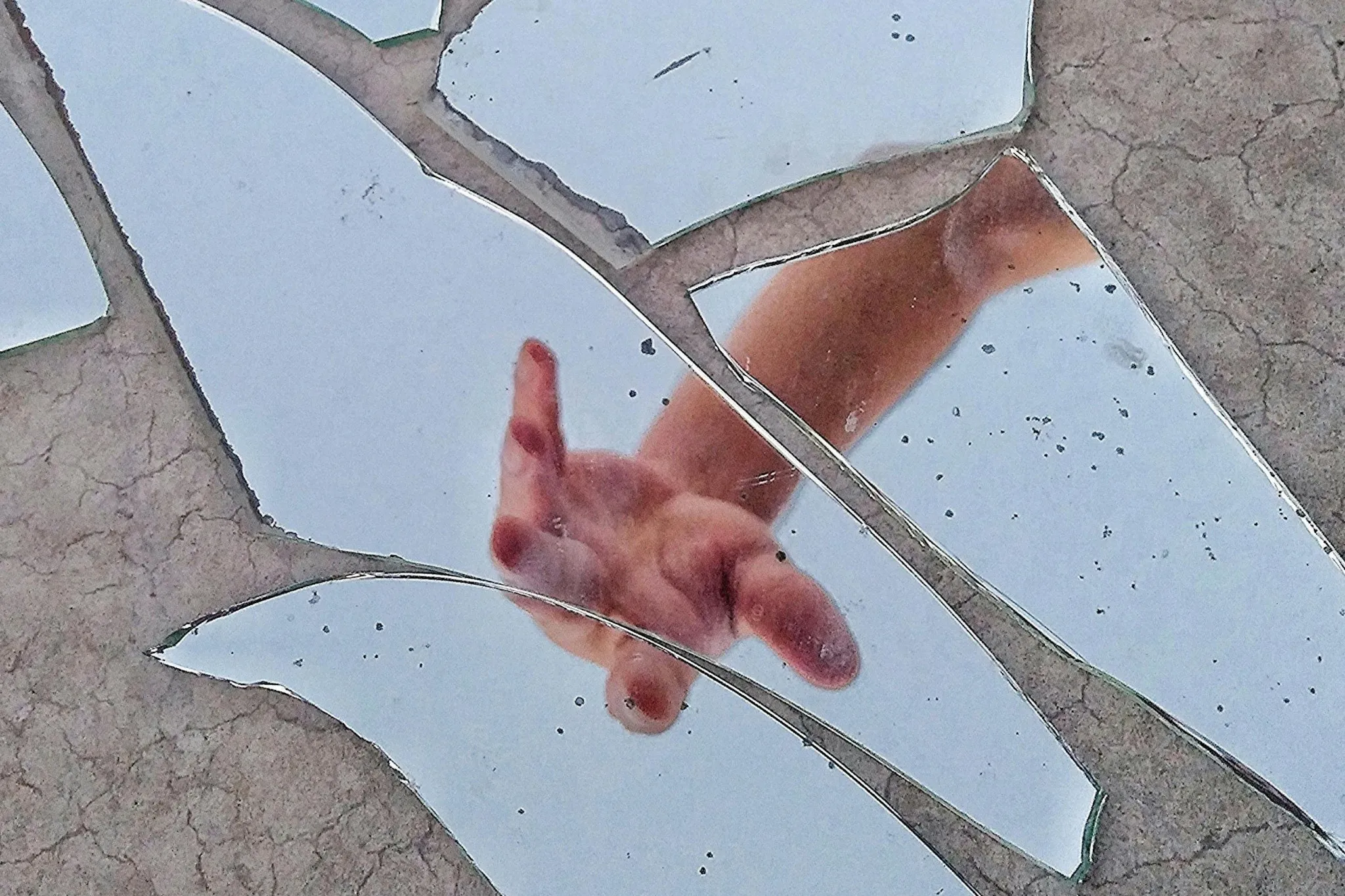 FrzSRllldvyftuJb_mba4PS4BfnJ