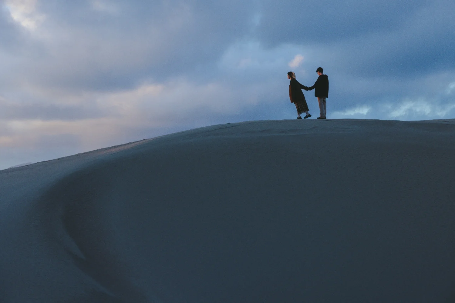 FnisRd9ICFWwcrPOwxX3f6_6dq__