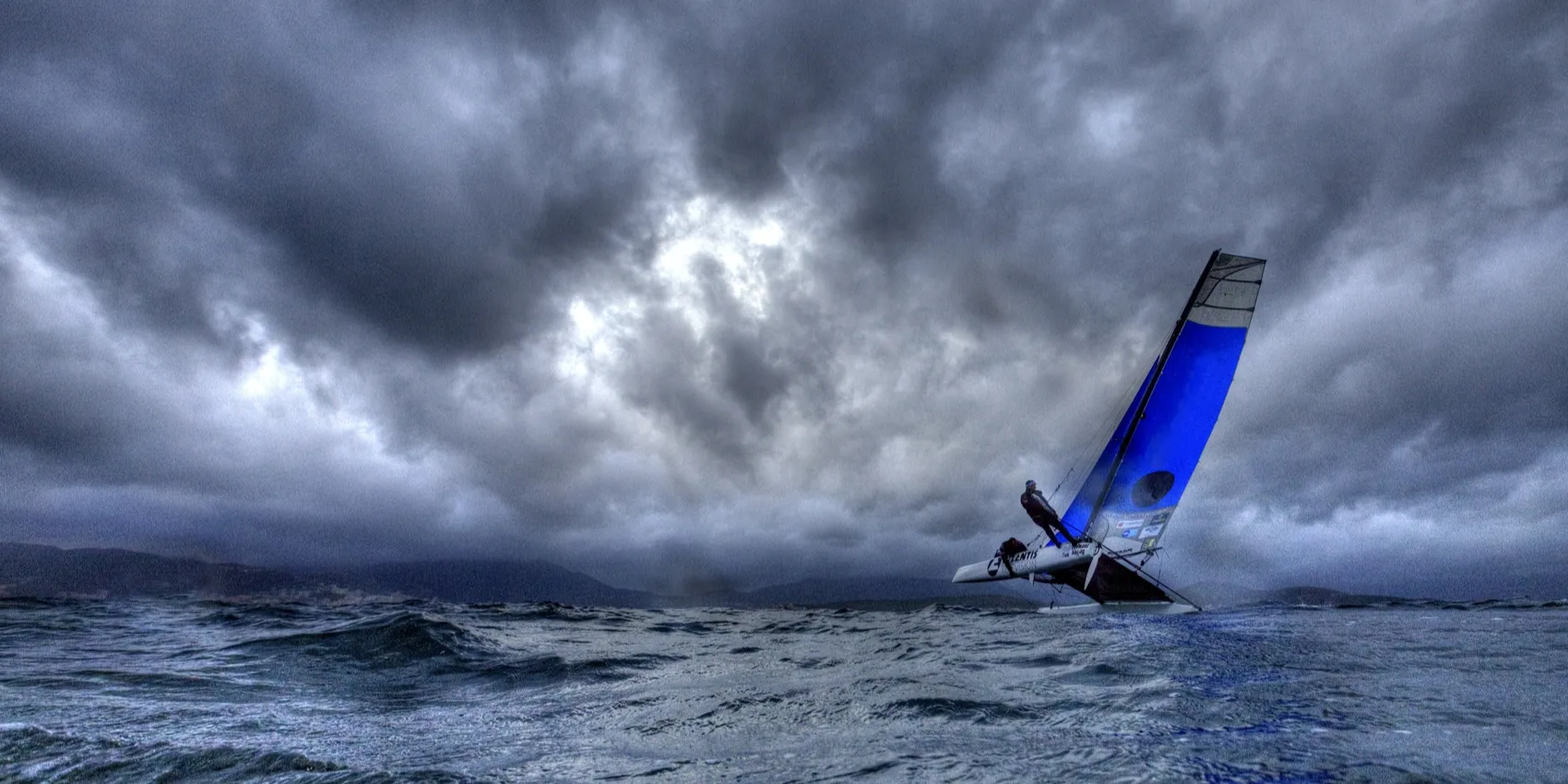 00b902112477f7fcef6676b1aeb22083